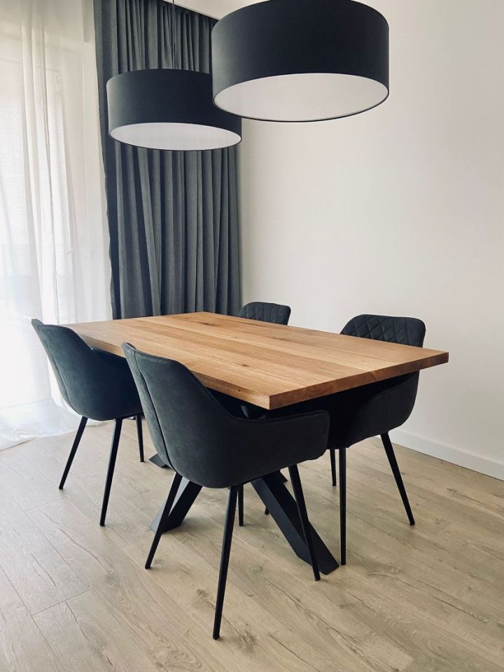 stoły - realizacja 100