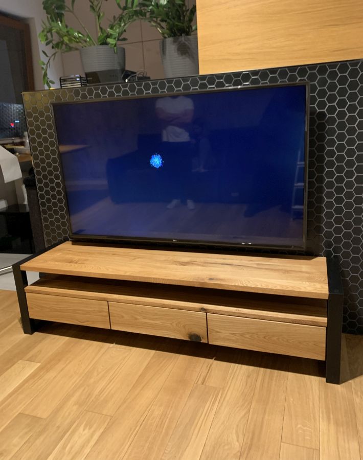 SZAFKA RTV DESSY - 03