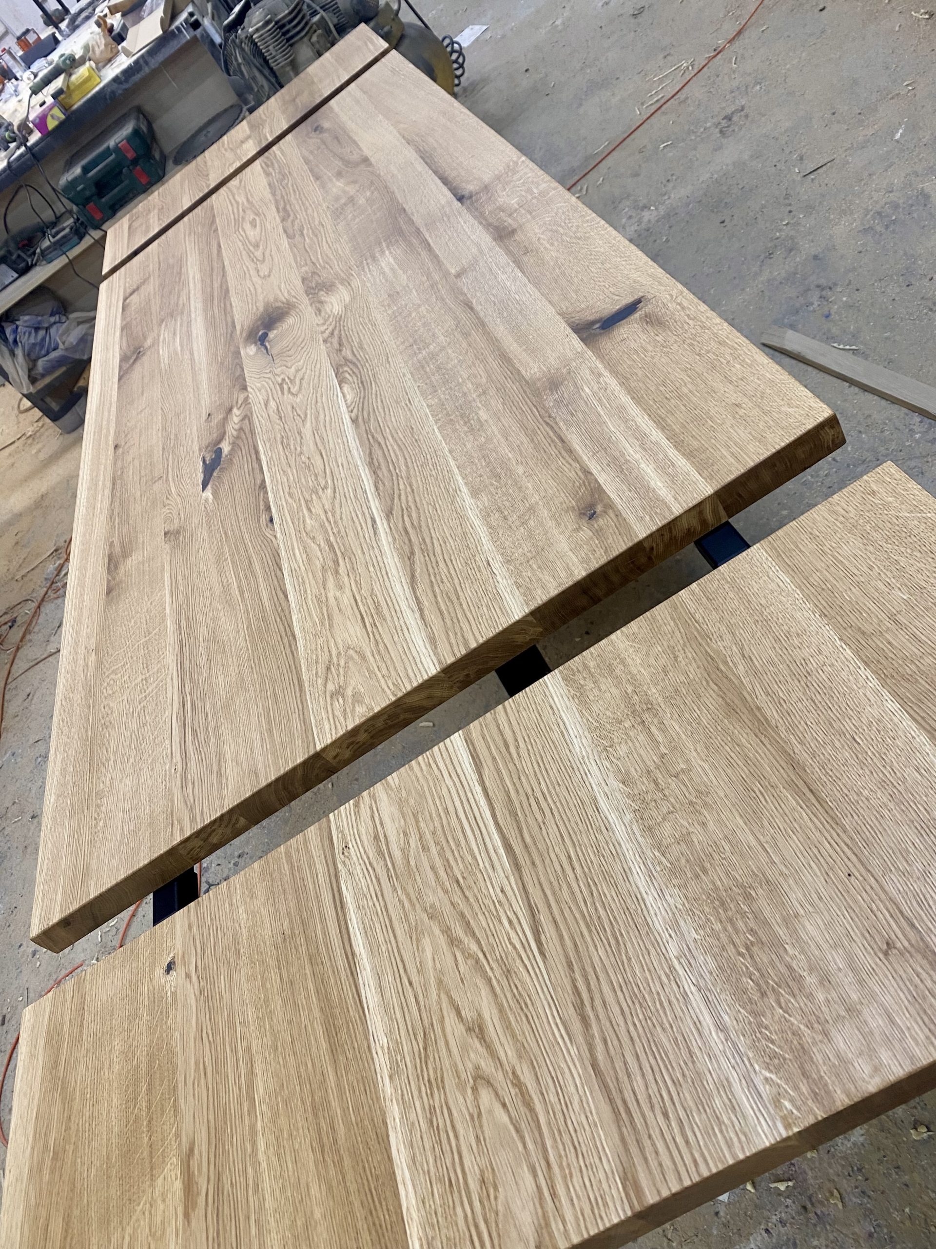 Blat dębowy olejowany, czy lakierowany?