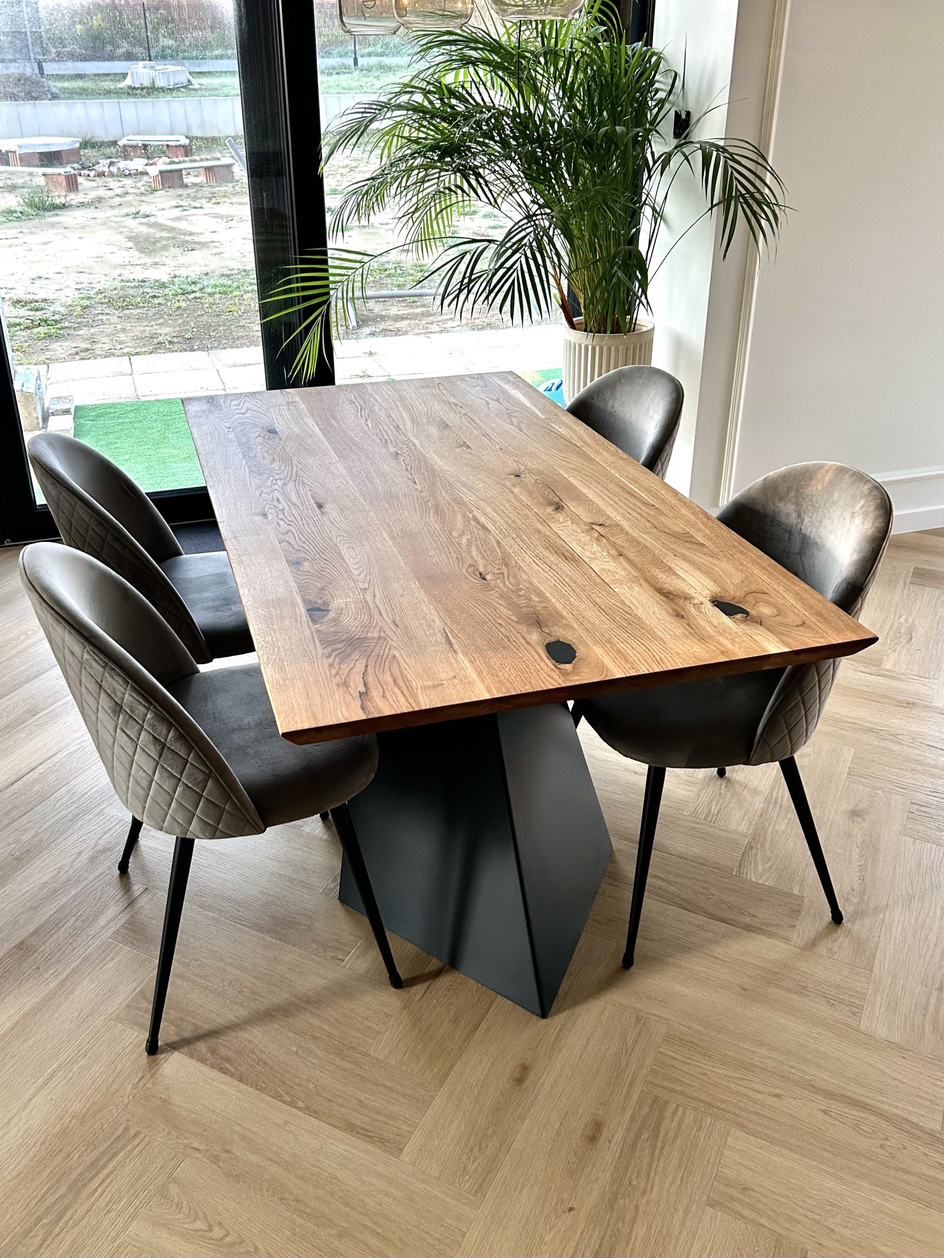 Stół AZURA dębowy Stół AZURA dębowy drewniany rozkładany