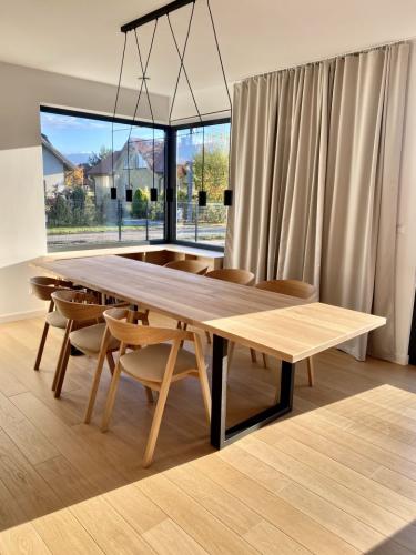 stoły - realizacja 168