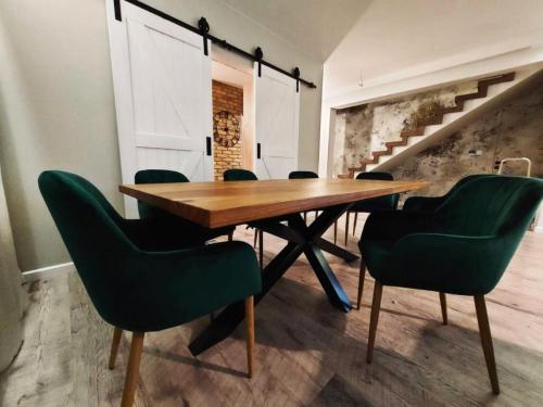 stoły - realizacja 175